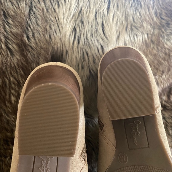 Crown Vintage Suede Booties - Picture 8 of 8